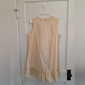 Elegant Cream Sleeveless Dress